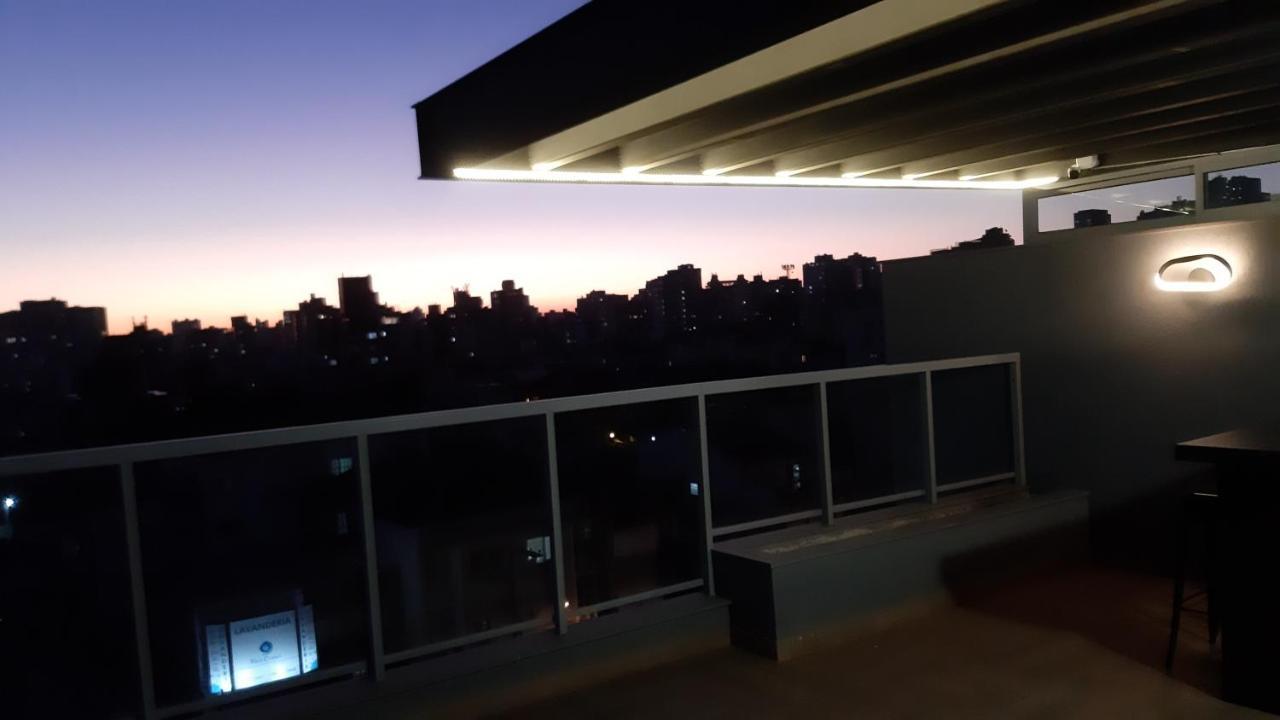 Studio contemporâneo em prédio novíssimo Porto Alegre Exterior foto
